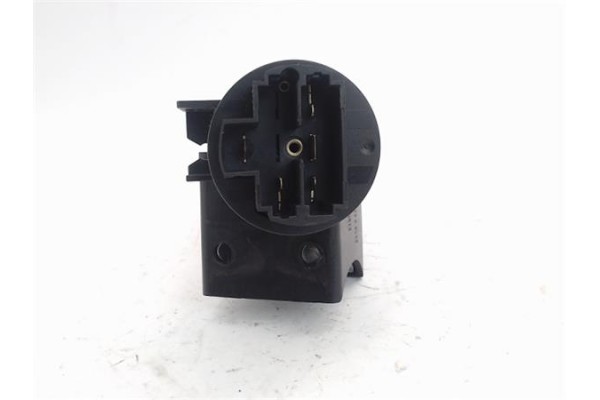 Recambio de clausor para fiat 500 1.3 d multijet referencia OEM IAM 518279840  
