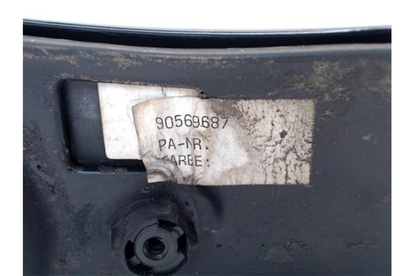 Recambio de retrovisor izquierdo para opel vectra b berlina referencia OEM IAM  90569687 