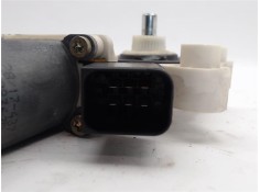 Recambio de motor elevalunas delantero derecho para mercedes-benz clase c (bm 203) berlina referencia OEM IAM -2118201742  