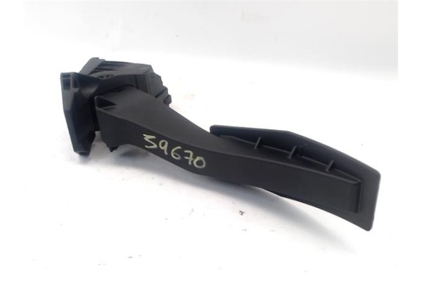 Recambio de pedal acelerador para opel astra k berlina 5p 1.6 dynamic referencia OEM IAM 13373776  