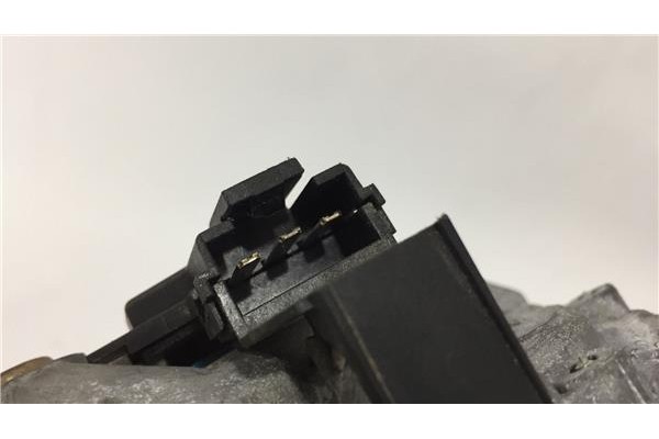 Recambio de motor limpiaparabrisas trasero para opel corsa c 1.4 comfort referencia OEM IAM 09132802 53011112 1273050 , OPEL | 9