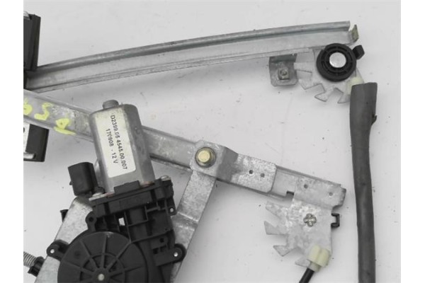 Recambio de elevalunas electrico delantero derecho para volkswagen polo iii (6n1) 75 1.6 referencia OEM IAM 6N3837461  