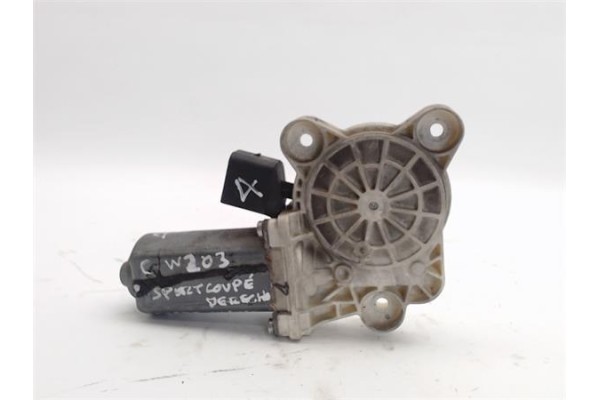Recambio de motor elevalunas delantero derecho para mercedes-benz clase c (bm 203) berlina referencia OEM IAM -2118201742  