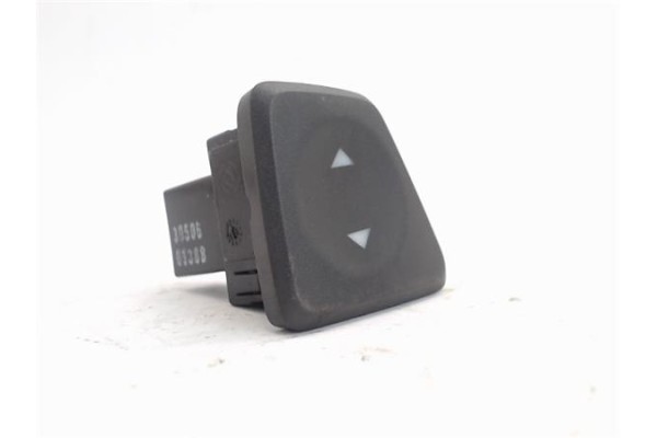 Recambio de mando elevalunas delantero izquierdo para fiat 500 1.3 d multijet referencia OEM IAM 30506 735450601 