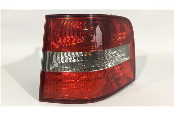 Recambio de piloto trasero derecho para fiat stilo multi wagon (192)(2003) 1.9 jtd referencia OEM IAM   