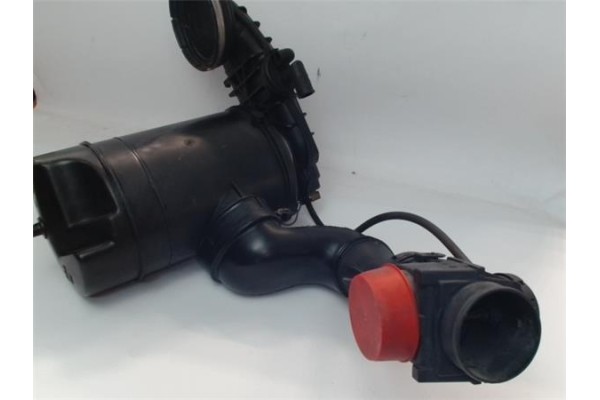 Recambio de carcasa filtro aire para citroen saxo 1.1 sx referencia OEM IAM 9623517980  