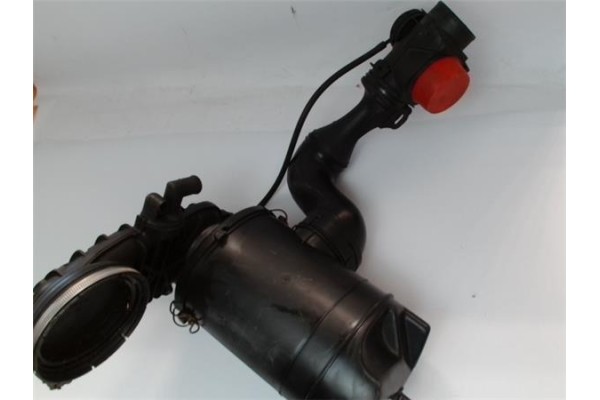 Recambio de carcasa filtro aire para citroen saxo 1.1 sx referencia OEM IAM 9623517980  
