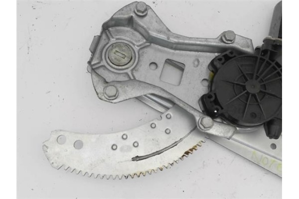 Recambio de elevalunas electrico trasero derecho para nissan note (e11e) 1.5 dci referencia OEM IAM 807009U00D  