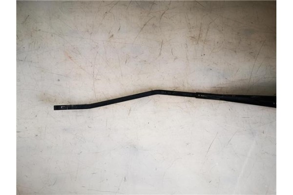 Recambio de brazo limpiaparabrisas delantero derecho para honda jazz (gd1/5) 1.3 referencia OEM IAM 76610SAAG01  