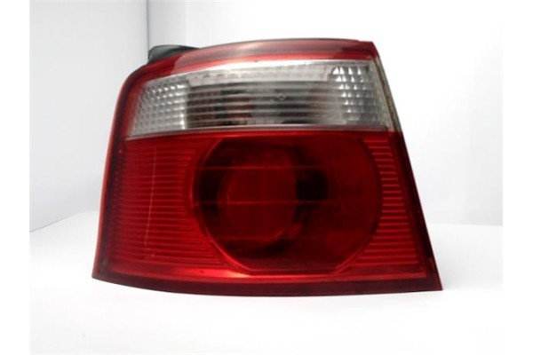 Recambio de piloto trasero izquierdo para kia carens (rs) 2.0 crdi referencia OEM IAM   