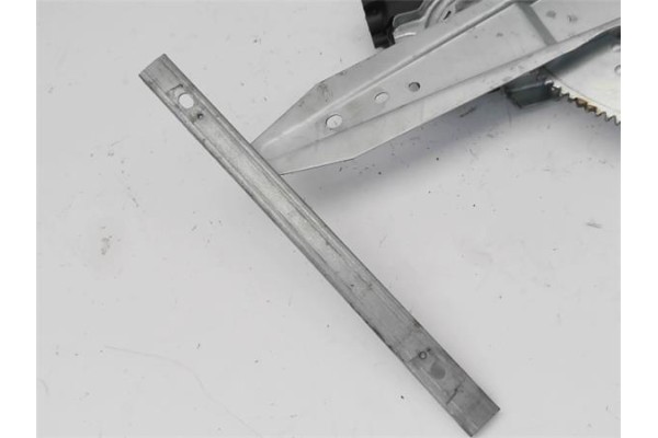 Recambio de elevalunas electrico trasero derecho para nissan note (e11e) 1.5 dci referencia OEM IAM 807009U00D  