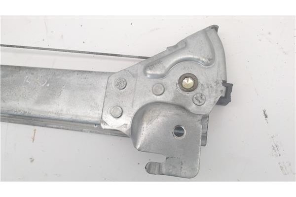 Recambio de mecanismo elevalunas trasero derecho para citroen c4 berlina referencia OEM IAM 0130822238  