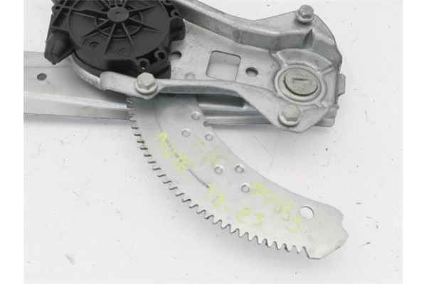 Recambio de elevalunas electrico trasero izquierdo para nissan note (e11e) 1.5 dci referencia OEM IAM 827019U00B  