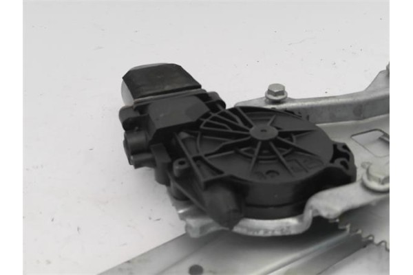 Recambio de elevalunas electrico trasero izquierdo para nissan note (e11e) 1.5 dci referencia OEM IAM 827019U00B  