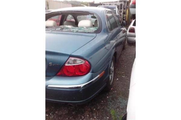 jaguar s-type del año 1999