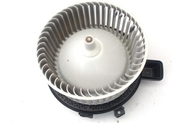 Recambio de motor calefaccion para opel astra k berlina 5p 1.6 dynamic referencia OEM IAM 13497776 130309503 