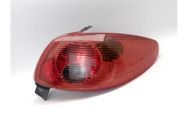 Recambio de piloto trasero derecho para peugeot 206 referencia OEM IAM   