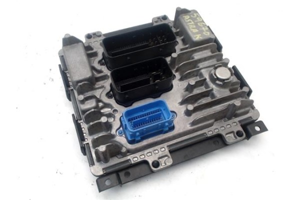 Recambio de centralita para opel astra k berlina 5p 1.6 dynamic referencia OEM IAM 395357783 55493025 
