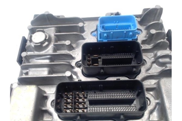 Recambio de centralita para opel astra k berlina 5p 1.6 dynamic referencia OEM IAM 395357783 55493025 