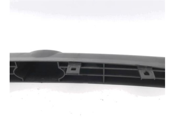 Recambio de rejilla capo para ford escort vi (gal) 1.6 i 16v referencia OEM IAM 1058073  