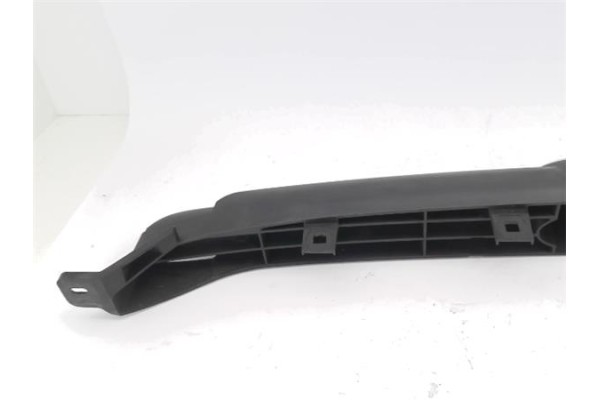 Recambio de rejilla capo para ford escort vi (gal) 1.6 i 16v referencia OEM IAM 1058073  