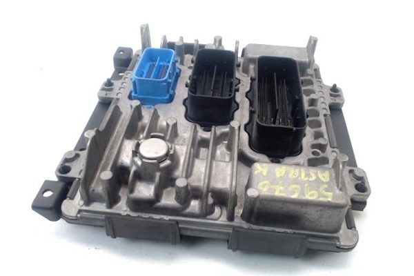Recambio de centralita para opel astra k berlina 5p 1.6 dynamic referencia OEM IAM 395357783 55493025 