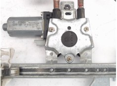 Recambio de mecanismo elevalunas delantero derecho para citroen berlingo 2.0 hdi vivace referencia OEM IAM 130821762  