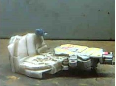 Recambio de cierre electromagnetico trasero izquierdo para nissan primera berlina (p11) 2.0 referencia OEM IAM 825039F5 825032 