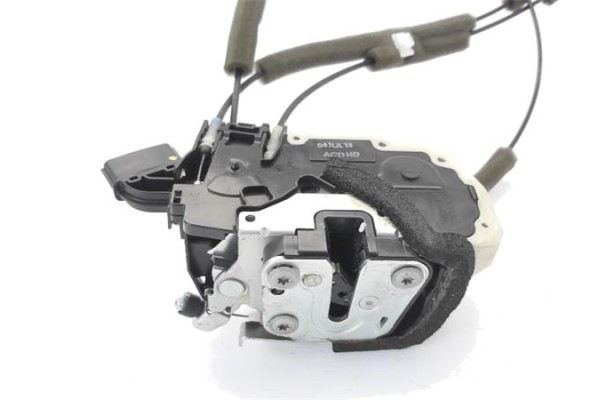 Recambio de cierre electromagnetico delantero derecho para nissan micra iv (k13k/kk) 1.2 acenta referencia OEM IAM T7213510  