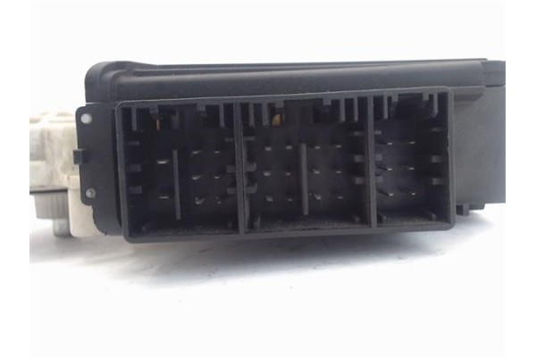 Recambio de motor elevalunas delantero derecho para seat ibiza (6l1) referencia OEM IAM (6Q2959801A) (104383-101) 6Q2959801A , A