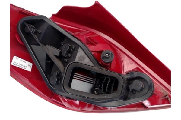 Recambio de piloto trasero derecho para peugeot 207 referencia OEM IAM  2VP35403802 