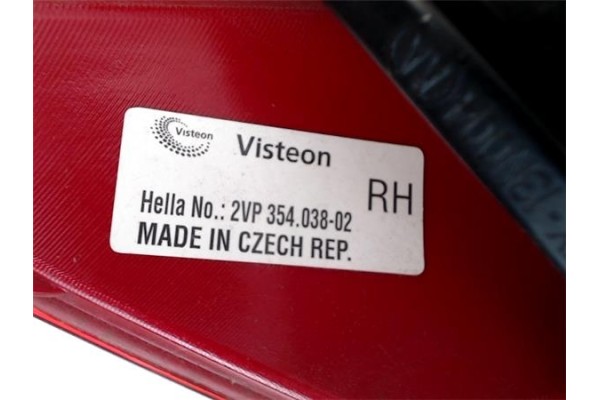 Recambio de piloto trasero derecho para peugeot 207 referencia OEM IAM  2VP35403802 