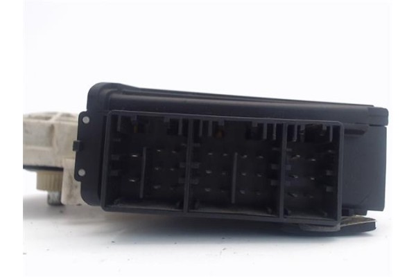 Recambio de motor elevalunas delantero derecho para seat ibiza (6l1) referencia OEM IAM (6Q2959801A) (104383-101) 6Q2959801A , A