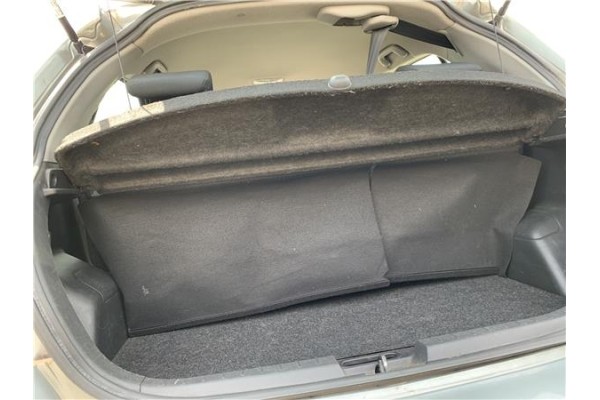 Recambio de bandeja trasero para toyota yaris (ksp9/scp9/nlp9) 1.4 active referencia OEM IAM 643300D110C0  