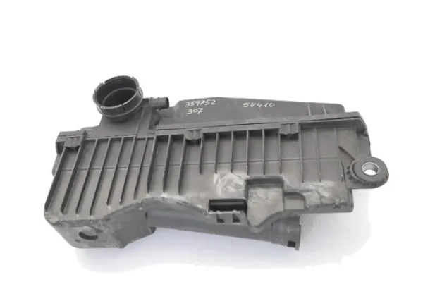 Recambio de carcasa filtro aire para peugeot 307 berlina (s2) 1.6 x-line referencia OEM IAM 1420P0  