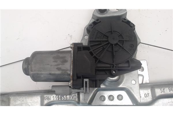 Recambio de mecanismo elevalunas delantero derecho para peugeot 207 referencia OEM IAM 400912D 119855 