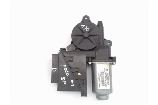 Recambio de motor elevalunas delantero derecho para volkswagen polo iv (9n1) referencia OEM IAM 6Q2959801A (8104 TEMIC) (400700C