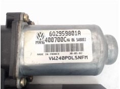 Recambio de motor elevalunas delantero derecho para volkswagen polo iv (9n1) referencia OEM IAM 6Q2959801A (8104 TEMIC) (400700C