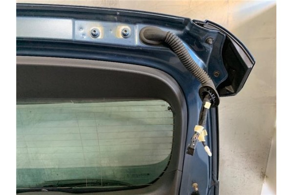 Recambio de porton trasero para opel astra k berlina 5p 1.6 dynamic referencia OEM IAM 39047564  