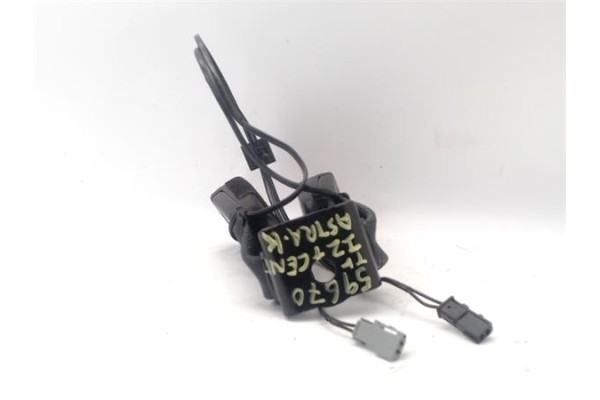 Recambio de anclaje cinturon trasero central para opel astra k berlina 5p 1.6 dynamic referencia OEM IAM 13409377 34194538 