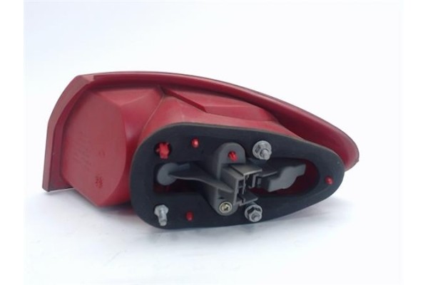 Recambio de piloto trasero izquierdo para alfa romeo 147 (190) referencia OEM IAM 46556349 03322010 