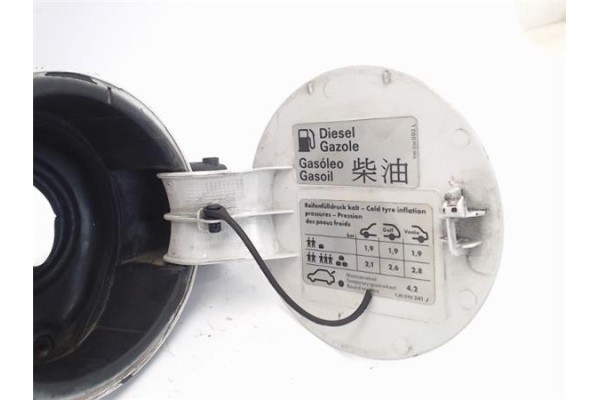 Recambio de tapa exterior combustible para volkswagen golf iv berlina (1j1) 1.9 tdi referencia OEM IAM 1J6809857  