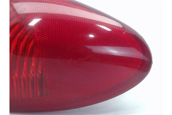 Recambio de piloto trasero derecho para alfa romeo 147 (190) referencia OEM IAM 46556347 03323010 