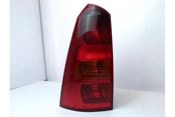 Recambio de piloto trasero izquierdo para ford focus ranchera familiar (dnw) 1.8 turbo di / tddi referencia OEM IAM   438 , FIAT