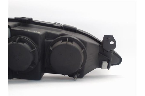 Recambio de faro delantero izquierdo para renault megane i (ba0/1_) 1.6 16v (ba11, ba04, ba0b, ba1j) referencia OEM IAM 26060955