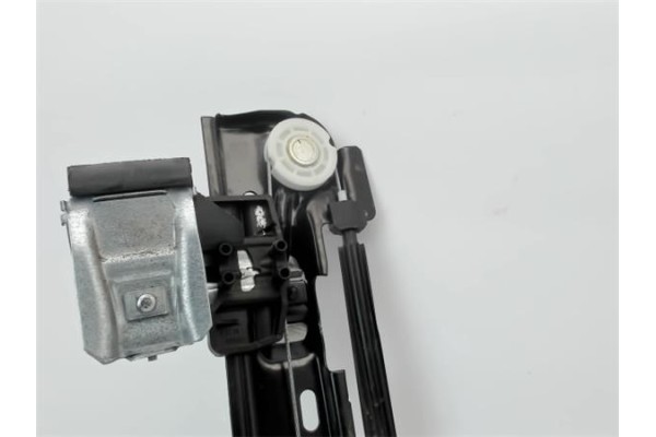 Recambio de mecanismo elevalunas delantero derecho para seat ibiza berlina (6j5) referencia OEM IAM 6J4837402H  
