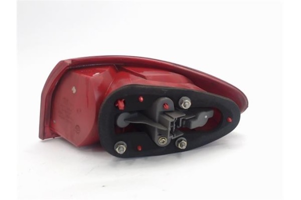Recambio de piloto trasero izquierdo para alfa romeo 147 (190) referencia OEM IAM 46556349 03322010 