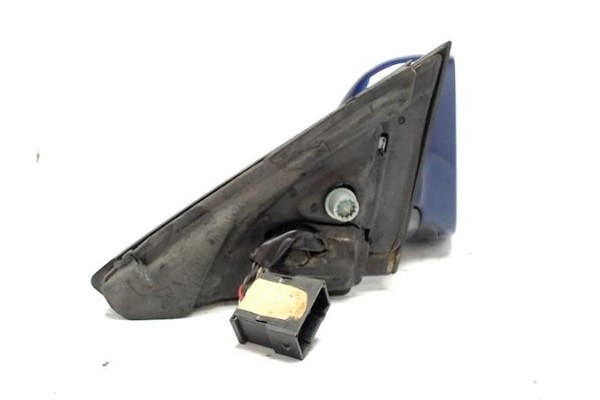 Recambio de retrovisor electrico derecho para audi a3 (8l) referencia OEM IAM    Recambio de retrovisor electrico derecho para audi a3 (8l) referencia OEM IAM