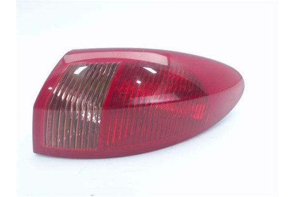 Recambio de piloto trasero derecho para alfa romeo 147 (190) referencia OEM IAM 46556347 03323010 