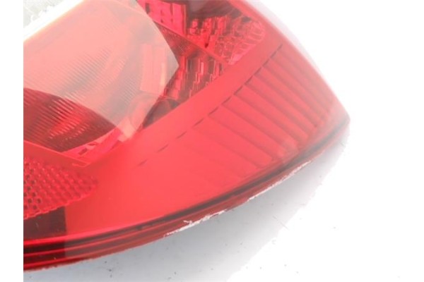 Recambio de piloto trasero derecho para opel corsa d 1.2 referencia OEM IAM 93189091  